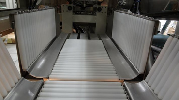 Conveyor technology cartoner